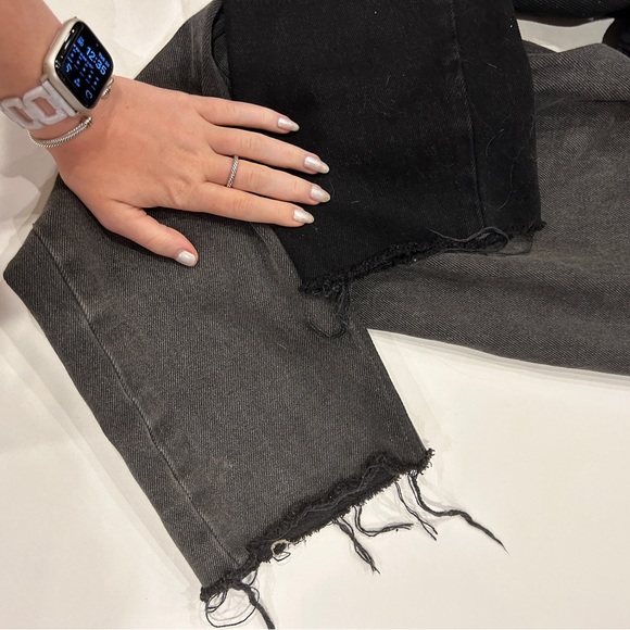 BDG Two-tone High-rise Slim
Straight Jean in Black / Gray - Picture 4 of 6